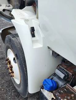 International DuraStar 4400 Left Fender Extension