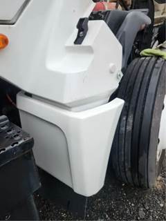 International LT625 Right Fender Extension