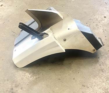 International Navistar Right Fender Extension
