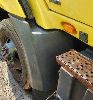 International RH613 Left Fender Extension