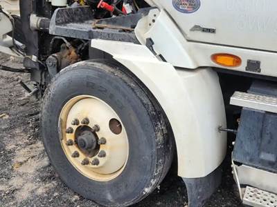 International RH613 Left Fender Extension