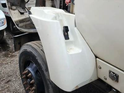 International WorkStar 7500 Left Fender Extension