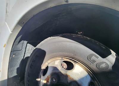 Isuzu Reach Right Fender Extension