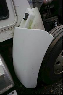 Kenworth T300 Right Fender Extension