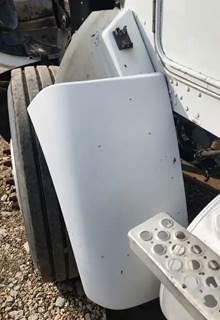Kenworth T300 Left Fender Extension