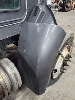 Kenworth T370 Right Fender Extension