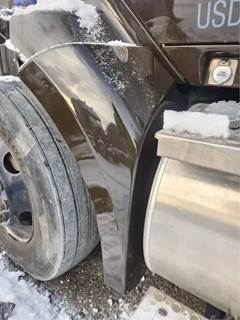 Kenworth T680 Left Fender Extension