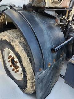 Mack MRU613 Left Fender Extension