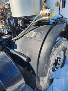 Mack MRU613 Right Fender Extension