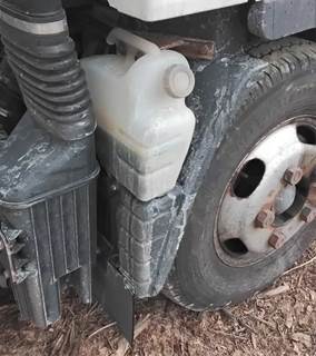 Mitsubishi FEC52S Right Fender Extension