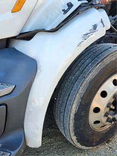 Peterbilt 579 Right Fender Extension