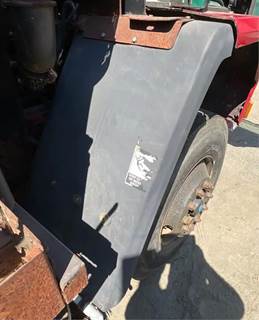 Sterling SC8000 Right Fender Extension for a 2007 Sterling SC8000 Cargo