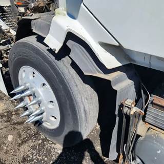 Volvo VNL Left Fender Extension