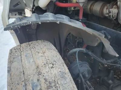Freightliner Cascadia 126 Right Fender
