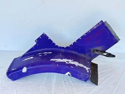 Freightliner FLD112SD Fender