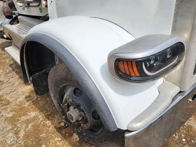 Peterbilt 389 Right Fender
