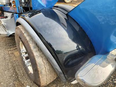Peterbilt 389 Right Fender