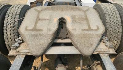 AIR SLIDE Fontaine Fifth Wheel for a 2013 Freightliner Cascadia 132