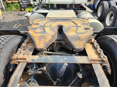 AIR SLIDE Fontaine Fifth Wheel for a 2020 Freightliner Cascadia 116