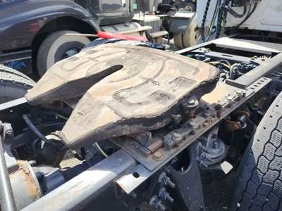 AIR SLIDE Fontaine Fifth Wheel for a 2018 International LT625