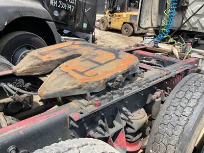 AIR SLIDE Fontaine Fifth Wheel for a 2012 International TranStar 8600