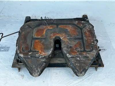 AIR SLIDE Fontaine Fifth Wheel for a 2012 Freightliner Cascadia 125