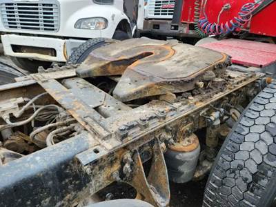 AIR SLIDE Fontaine Fifth Wheel for a 2006 International 9400I