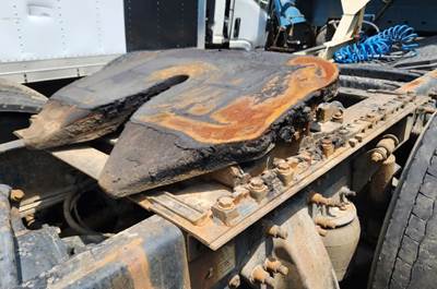 AIR SLIDE Fontaine Fifth Wheel for a 2007 Freightliner Columbia 120