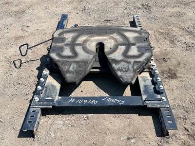 AIR SLIDE Fontaine Fifth Wheel for a 2025 International HX620