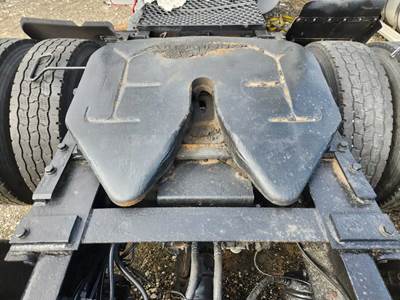 AIR SLIDE Fontaine Fifth Wheel for a 2004 International 9400I