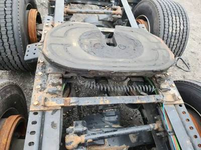 AIR SLIDE HOLLAND Fifth Wheel for a 2019 International LT625