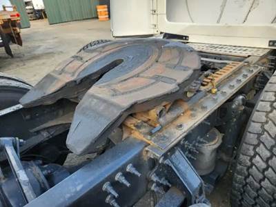 AIR SLIDE HOLLAND Fifth Wheel for a 2020 Volvo VNL