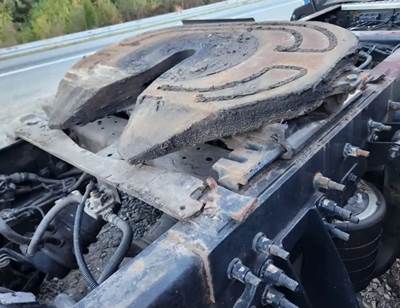 AIR SLIDE HOLLAND Fifth Wheel for a 2014 International PROSTAR