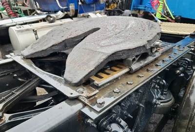 AIR SLIDE HOLLAND Fifth Wheel for a 2018 Kenworth W900