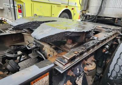 AIR SLIDE HOLLAND Fifth Wheel for a 2007 Freightliner Columbia 120