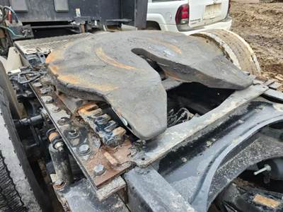 AIR SLIDE HOLLAND Fifth Wheel for a 2020 Kenworth T680