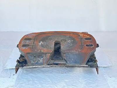 AIR SLIDE HOLLAND Fifth Wheel for a 2014 Freightliner Coronado 12