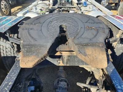 AIR SLIDE HOLLAND Fifth Wheel for a 2020 Western Star 4900 FA