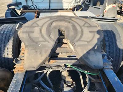 AIR SLIDE HOLLAND Fifth Wheel for a 2020 Freightliner Cascadia 126