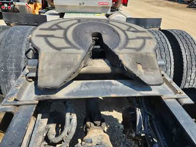 AIR SLIDE HOLLAND Fifth Wheel for a 2020 Freightliner Coronado 132 Glider