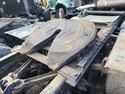 AIR SLIDE Jost Fifth Wheel for a 2006 Kenworth T800