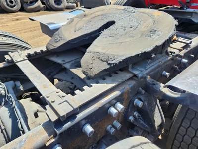 AIR SLIDE Jost Fifth Wheel for a 2005 Peterbilt 379