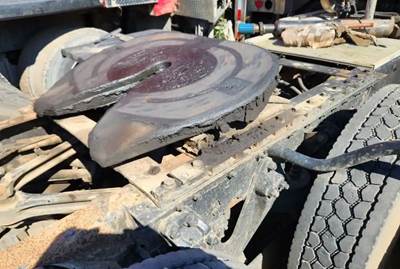AIR SLIDE Jost Fifth Wheel for a 2006 Kenworth T800