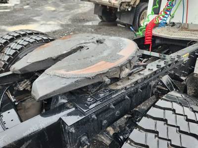 AIR SLIDE Jost Fifth Wheel for a 2024 Kenworth T480