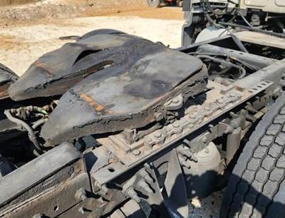 AIR SLIDE Fifth Wheel for a 2016 International PROSTAR
