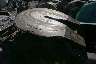 AIR SLIDE Simplex Fifth Wheel for a 2007 Peterbilt 387