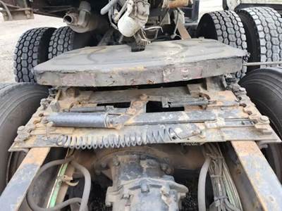 AIR SLIDE Simplex Fifth Wheel for a 2011 Freightliner Cascadia 125