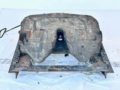 AIR SLIDE Simplex Fifth Wheel for a 2014 Freightliner Cascadia 125