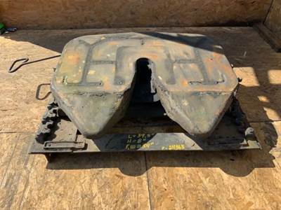 Fontaine AIR SLIDE Fifth Wheel for a 2011 Freightliner Cascadia 125