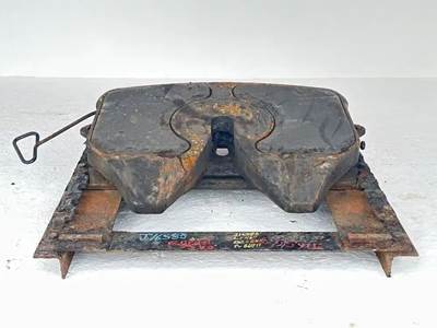 Fontaine AIR SLIDE Fifth Wheel for a 2018 Freightliner Cascadia 125